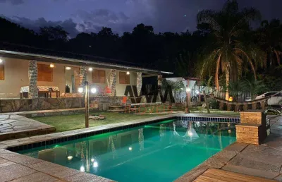 Chácara com 5 quartos, mobiliada à venda, 3150 m² por r$ 1.400.000 - zona rural - pirenópolis/go