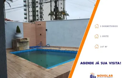 Casa geminada com piscina, 3 dormitórios, sendo 1 suíte, e edícula com banheiro