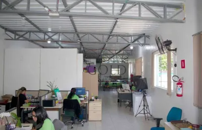 Galpão comercial em caieiras sp , muito bem localizado , boa construção , com 3 pavimentos de 200m2 cada , elevador de carga para 1.000 kgs