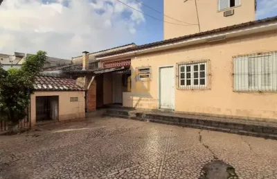 Casa com 3 dormitórios edícula e churrasqueira  à venda - jardim guassu - são vicente/sp
