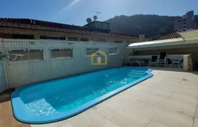 Casa alto padrão, 5 dormitórios, sendo 1 suíte master.