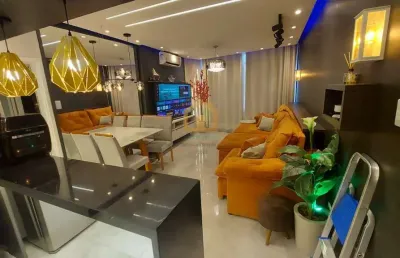 Apartamento porteira fechada – último andar | frente ao mar | mobiliado