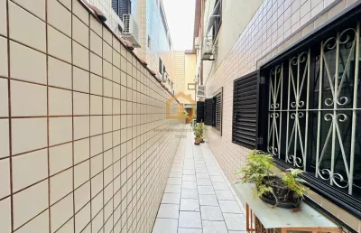 Casa com 3 quartos à venda na Rua Professor Torres Homem, Embaré, Santos