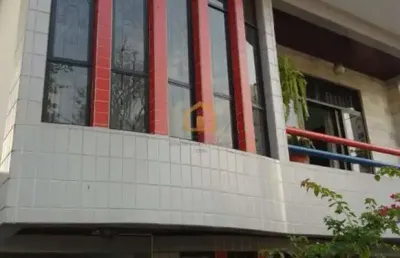 Casa padrão 4 dormitórios, sendo 2 suítes  embaré / santos