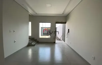 Casa com 3 quartos à venda no Novo Mundo, Uberlândia 