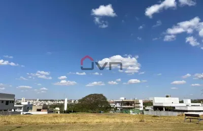 Terreno em condomínio fechado à venda no Granja Marileusa, Uberlândia 