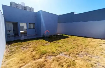 Casa com 3 quartos à venda em Laranjeiras, Uberlândia 