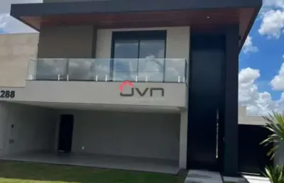 Casa com 4 quartos à venda no Gávea, Uberlândia 