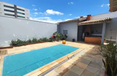 Casa com 3 quartos à venda no Santa Mônica, Uberlândia 