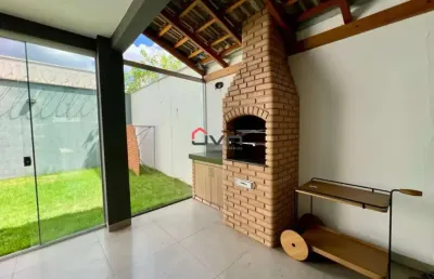 Casa com 3 quartos à venda no Novo Mundo, Uberlândia 