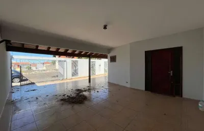 Casa com 4 quartos à venda na Rua João Ribeiro, 1204, Coliseu, Londrina