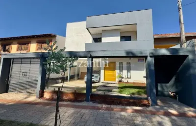 Casa com 3 quartos à venda na Rua Mário de Andrade, 133, Universitário, Londrina