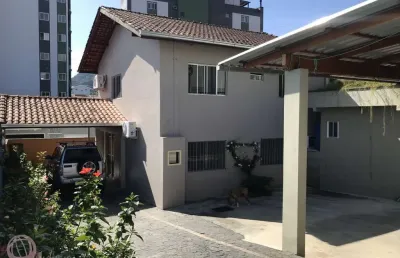 Casa com 4 quartos à venda no nova brasília, jaraguá do sul , 240 m2 por r$ 770.000
