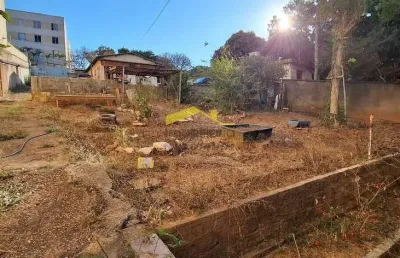 Casa à venda na Rua das Canoas, 995, Betânia, Belo Horizonte