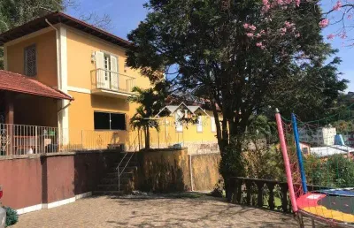 Casa com 5 quartos à venda no Castelanea, Petrópolis 