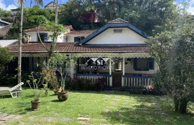 Casa com 4 quartos à venda no Castelanea, Petrópolis 