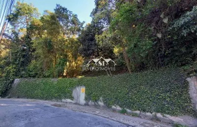 Terreno à venda no Retiro, Petrópolis 