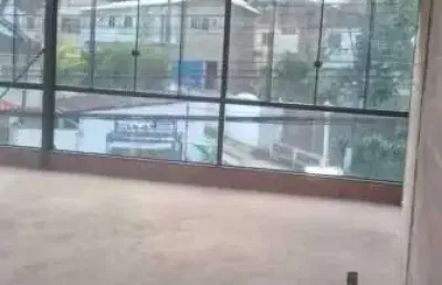 Ponto comercial para alugar no Mosela, Petrópolis 