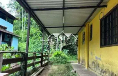 Casa com 4 quartos à venda na Nova Macaé, Petrópolis 
