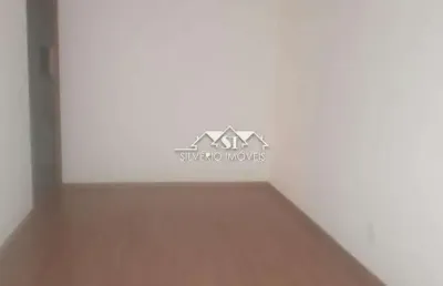 Apartamento com 4 quartos para alugar no Samambaia, Petrópolis 
