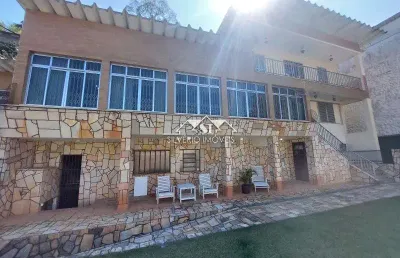 Casa com 4 quartos à venda na Vila Militar, Petrópolis 