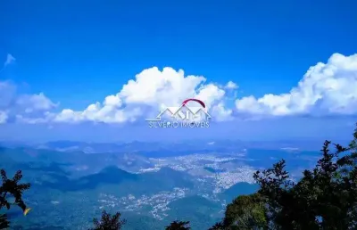 Casa com 3 quartos para alugar no Simeria, Petrópolis 