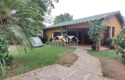 Casa com 3 quartos para alugar em Itaipava, Petrópolis 