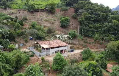 Fazenda à venda no Centro, Areal 