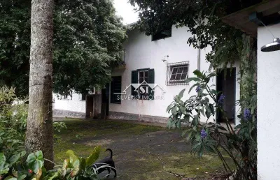 Casa com 5 quartos à venda no Mosela, Petrópolis 