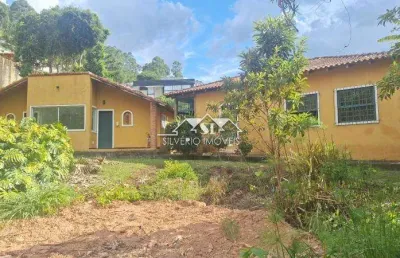 Casa com 3 quartos à venda no Carangola, Petrópolis 