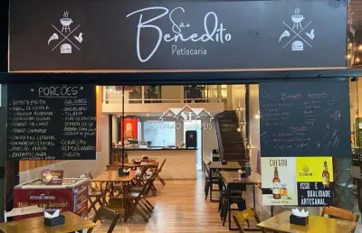 Casa comercial à venda no Corrêas, Petrópolis 