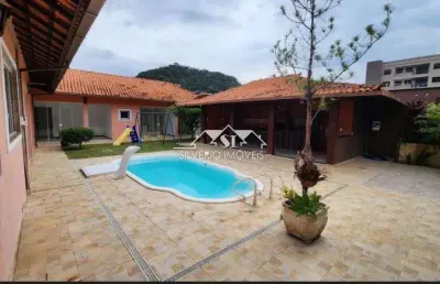 Casa com 3 quartos para alugar no Araras, Teresópolis 