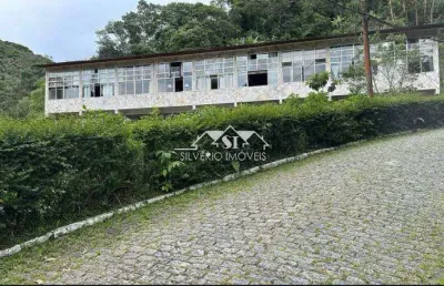 Apartamento com 3 quartos para alugar no Independência, Petrópolis 