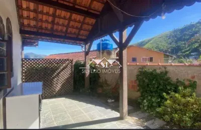 Casa com 3 quartos à venda no Samambaia, Petrópolis 