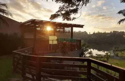Casa com 5 dormitórios à venda, 230 m² por r$ 1.320.000,00 - condomínio lagoinha - jacareí/sp