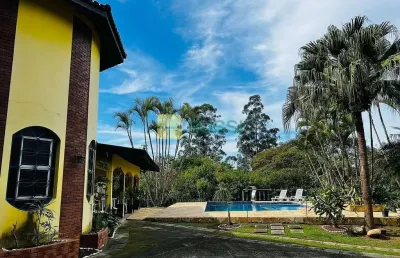 Chácara / sítio com 3 quartos para alugar no Condomínio Lagoinha, Jacareí 