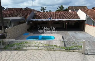 Casa à venda, com piscina próximo a lagos,  pinheiros, balneário barra do sul, sc