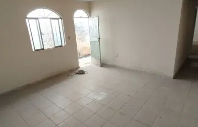 Casa com 3 quartos à venda no Universitário, Governador Valadares 