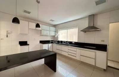 Casa com 3 quartos à venda no Brasil, Uberlândia 
