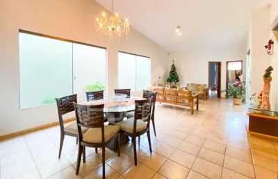 Excelente casa no bairro morada da colina em uberlândia