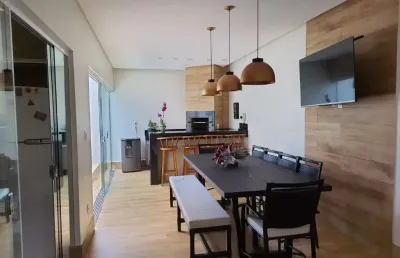 Casa com 3 quartos à venda no Jardim América I, Uberlândia 