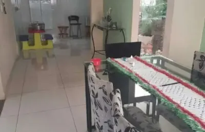 Casa à venda, 6 quartos, 2 vagas, granada - uberlândia/mg