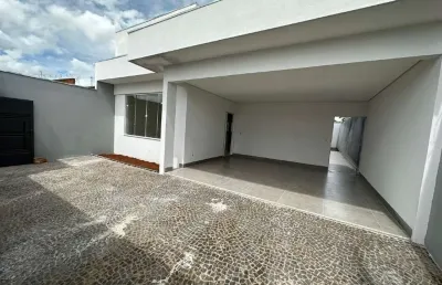 Linda casa a venda no bairro laranjeiras em uberlândia