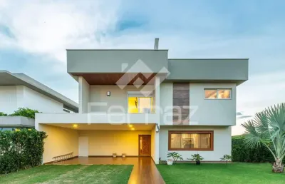Casa em condomínio fechado com 5 quartos à venda no Granja Marileusa, Uberlândia 