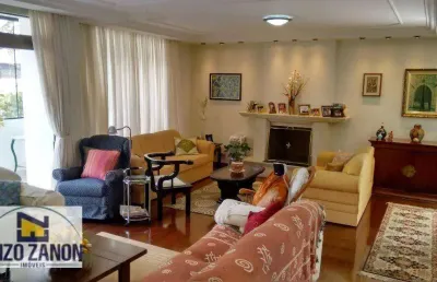 Excelente apartamento, amplo, com 228 m² de área útil, 3 vagas, 4 dormitórios, sala ampla com 3 ambiente e escritório. portaria 24 horas presencial.