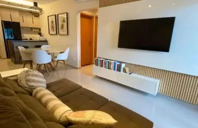 Apartamento mobiliado à venda 2 dormitórios (1 suíte) 70m² centro de ubatuba/sp