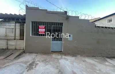 Casa para alugar, 2 quartos, nossa senhora das graças - uberlândia/mg - rotina imobiliária