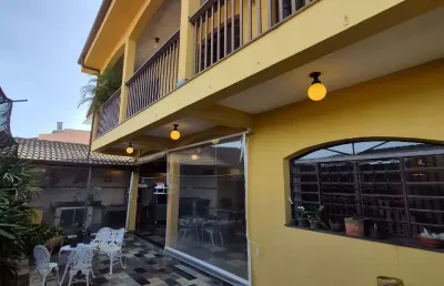 Casa com 4 quartos à venda no Jardim Sevilha, Bragança Paulista 