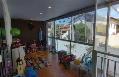 Casa em condomínio fechado com 3 quartos à venda na Estrada Velha de Maricá, 10.000, Rio do Ouro, Niterói