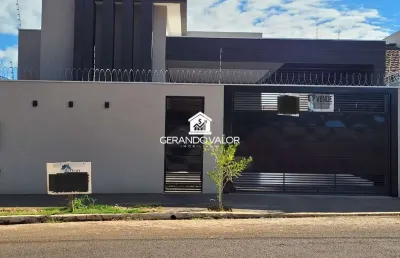 Casa com 3 quartos à venda na Rua Franjinha, 51, Monte Castelo, Campo Grande